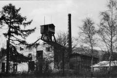 Někdejší důl Gukenak, pojmenovaný po důlním správci, lidově zvaný Kukeňák. Později přejmenovaný na Pavel II. Původně patřil mezi valdštejnské doly