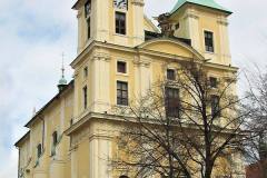 O postavení litvínovského chrámu se zasloužil tehdejší pražský arcibiskup Jan Bedřich z Valdštejna. Architektem raně barokní stavby byl malíř a architekt Jan Baptista Mathey, původem z Francie