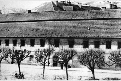 Původní budova čp. 11 ve které byly ve 20 letech 20 století umístěny česká a německá knihovna a čítárna