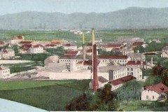Pohled na tovární komplex z roku 1896, od severu na jih